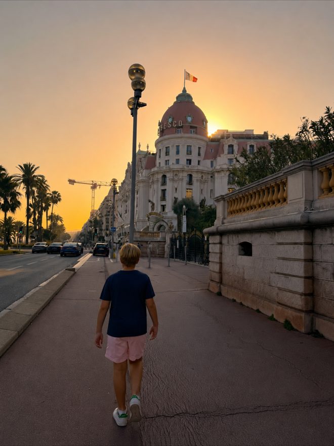 Atardecer en la Promenade des Anglais